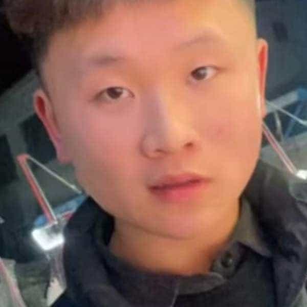 22岁岁河南单身帅哥 - 盘锦吉缘网