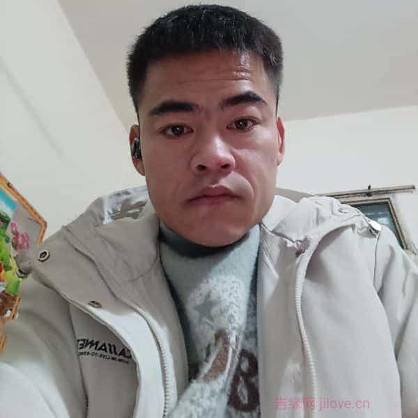 36岁岁陕西单身帅哥 - 盘锦吉缘网
