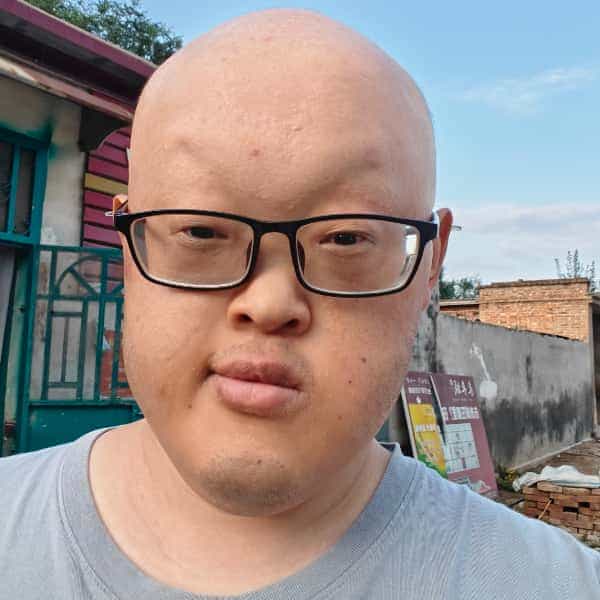28岁岁山东单身帅哥 - 盘锦吉缘网